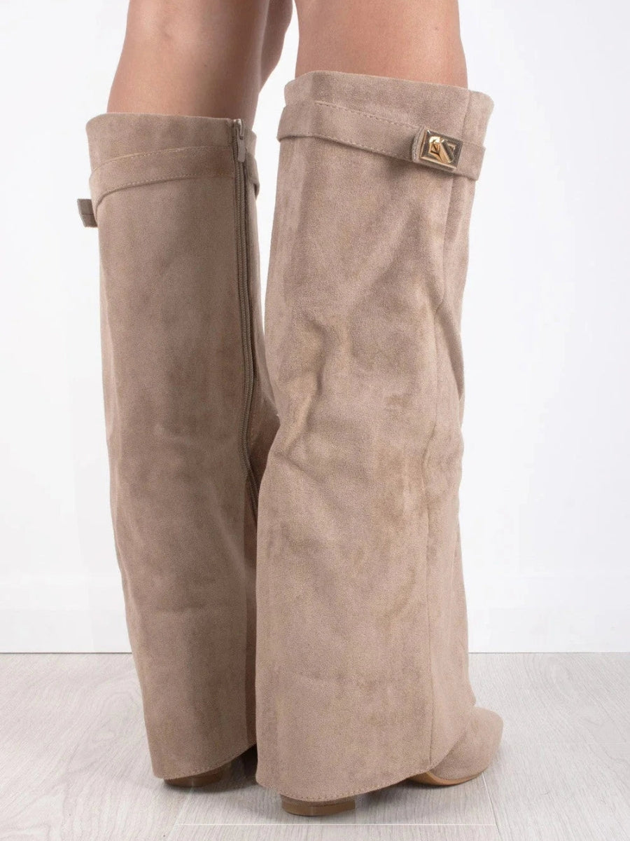 Beige suede knee-high boots with wide top band and gold buckle, block heel