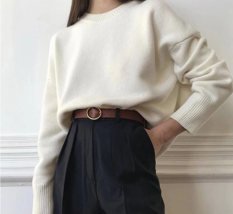 Cream cashmere crewneck sweater with ribbed hem and long sleeves
