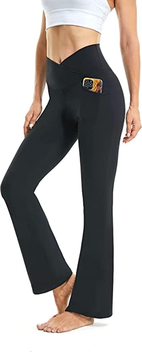 High-waisted flared yoga leggings with side phone pocket, black bootcut pants