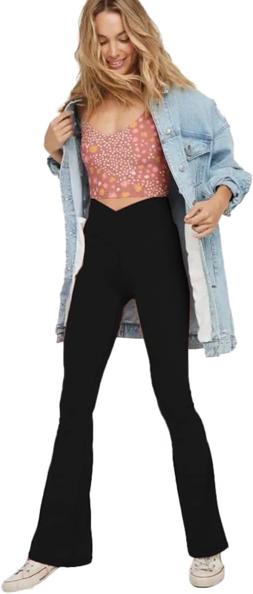 Black flared yoga leggings, high-rise waistband and wide bootcut silhouette