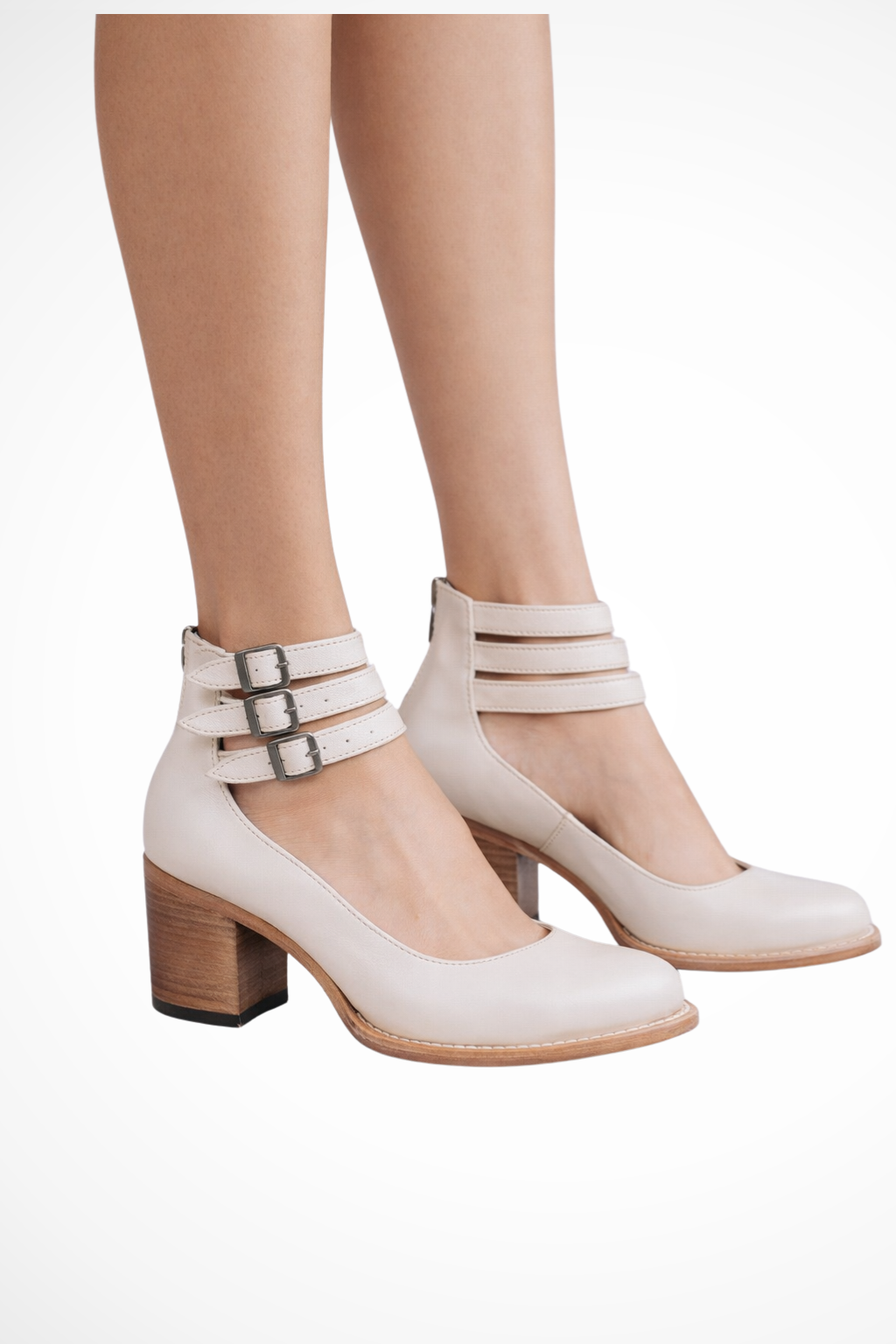White women’s Mary Jane chunky heels with buckled ankle strap and chunky block heel