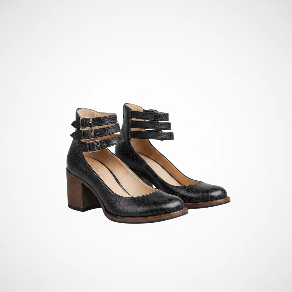 Women's Mary Jane chunky heels in black with buckle strap and textured finish
