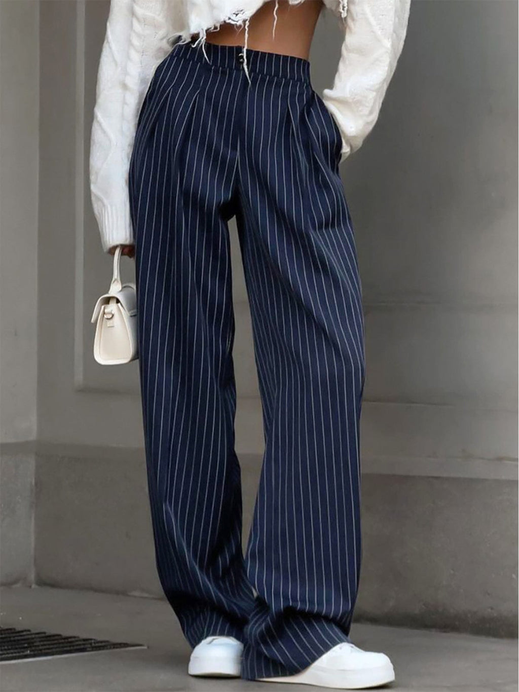 Blue striped high-waisted wide-leg trousers, elastic waistband and pleated front