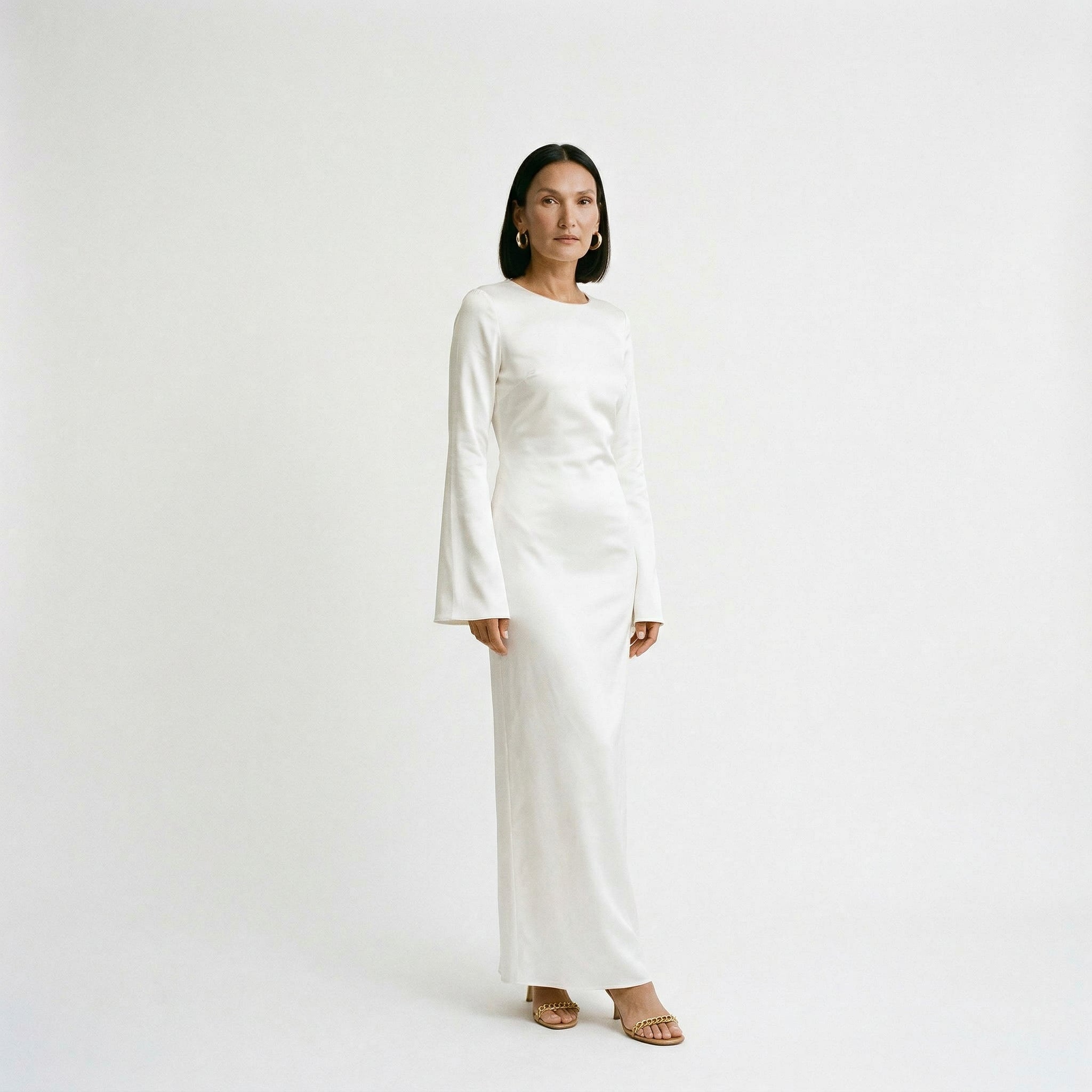 Cream long-sleeve maxi dress with round neck and tie waist