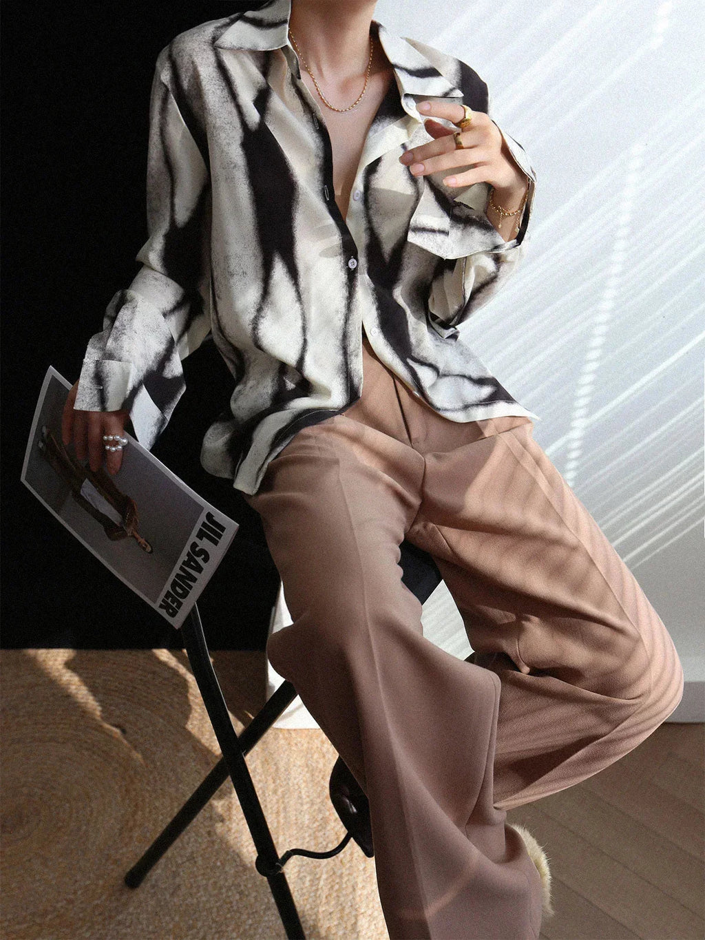 Women's abstract print button-down shirt, light-and-dark abstract pattern, long sleeves, button front