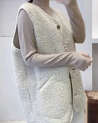 Cream wool-blend sherpa gilet, sleeveless V-neck, button closures, side pockets
