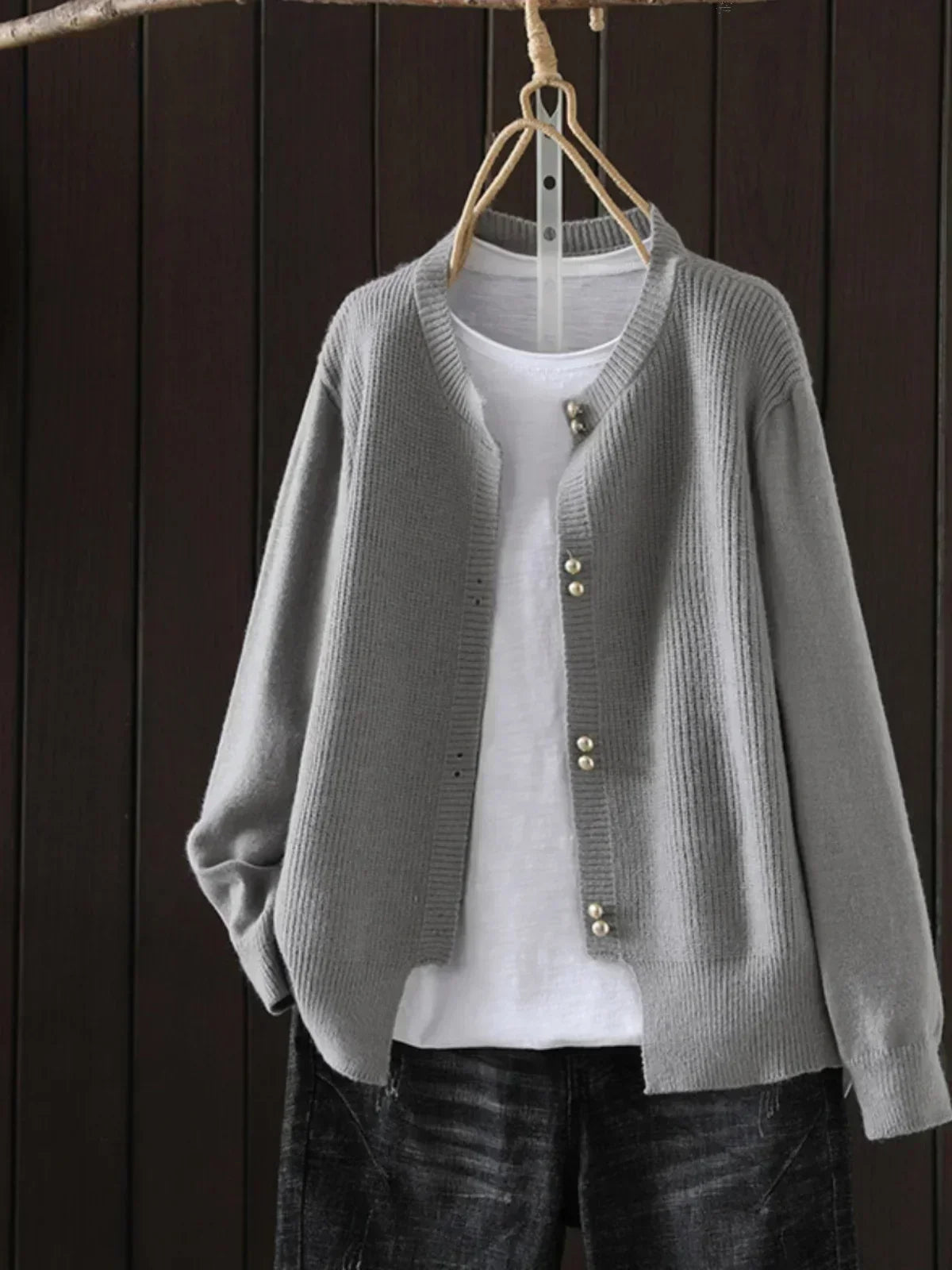 Women's button-front ribbed-cuff sweater, light gray