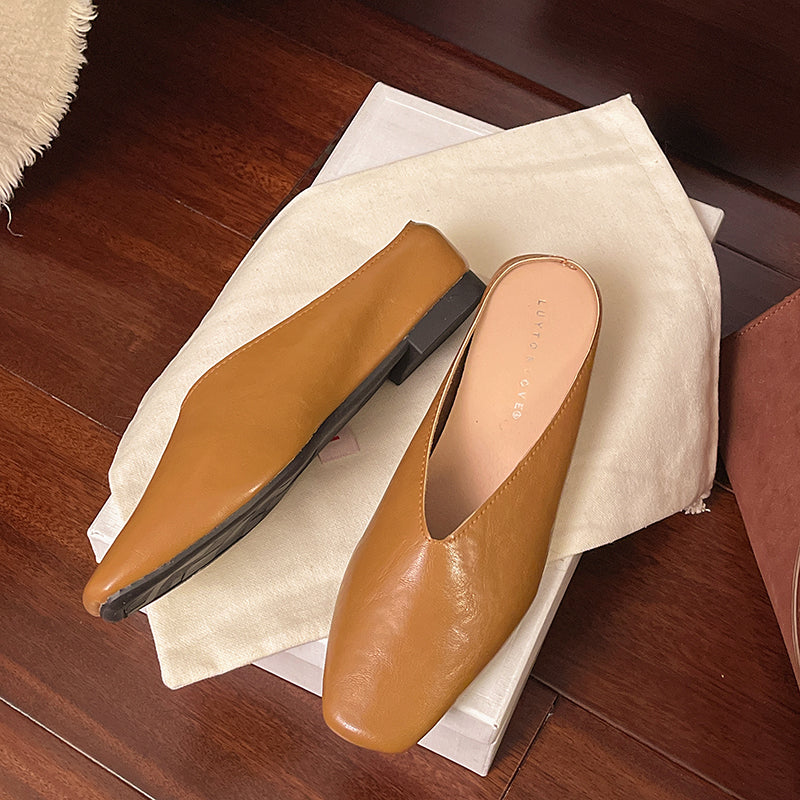 Women's slip-on flats with supportive sole in brown