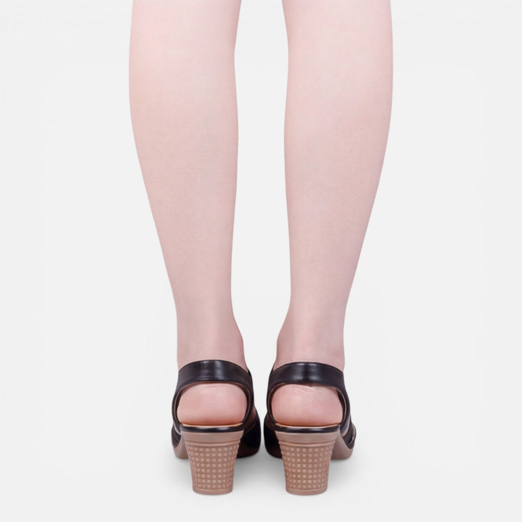 Women’s black block-heel sandals with crisscross straps and open toe