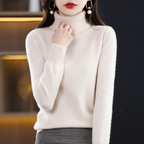 Cashmere turtleneck sweater with long sleeves, white knit.