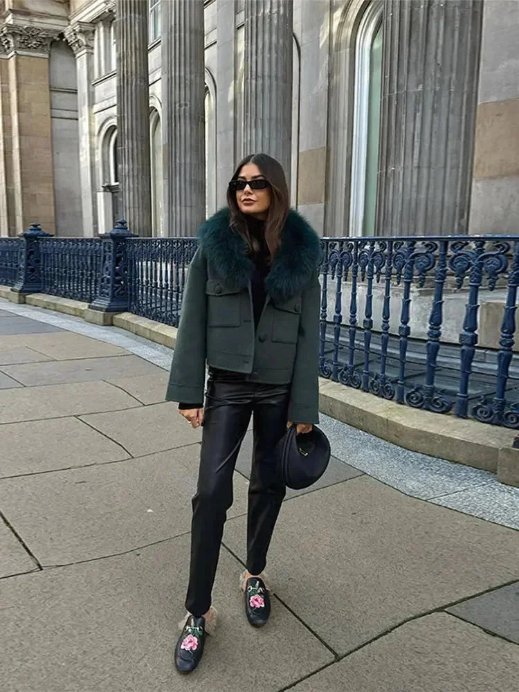Women’s Dark Green Faux Fur Collar Blazer - Tailored Winter Suit Jacket
