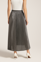 Grey pleated maxi skirt with elastic waist, vertical pleats and flowing tiered hem