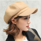 Beige retro balloon hat with curved brim